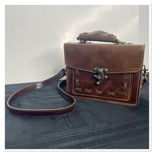 JYNaeki JY Naeki Leather Cross Body Purse